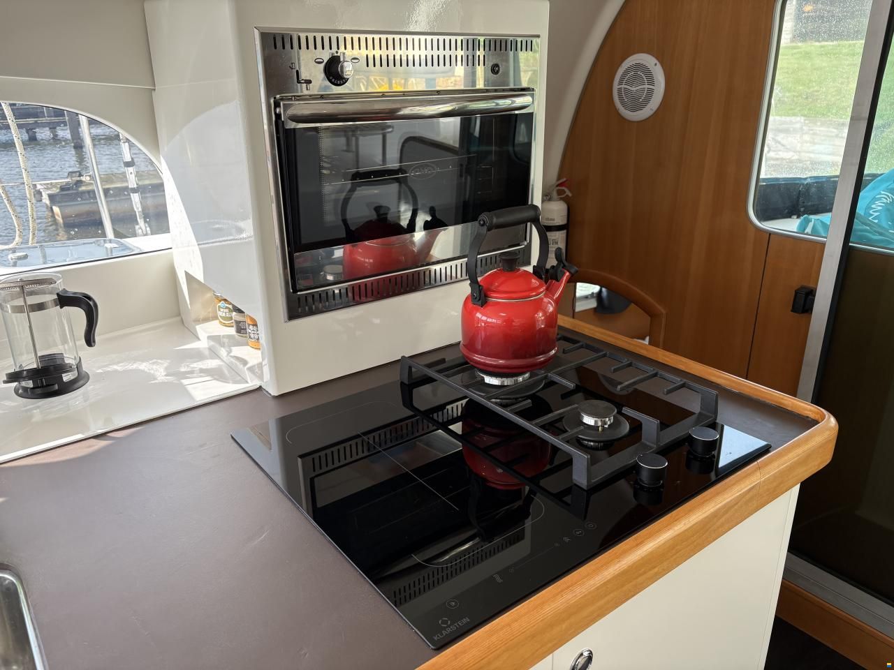 Lagoon 410