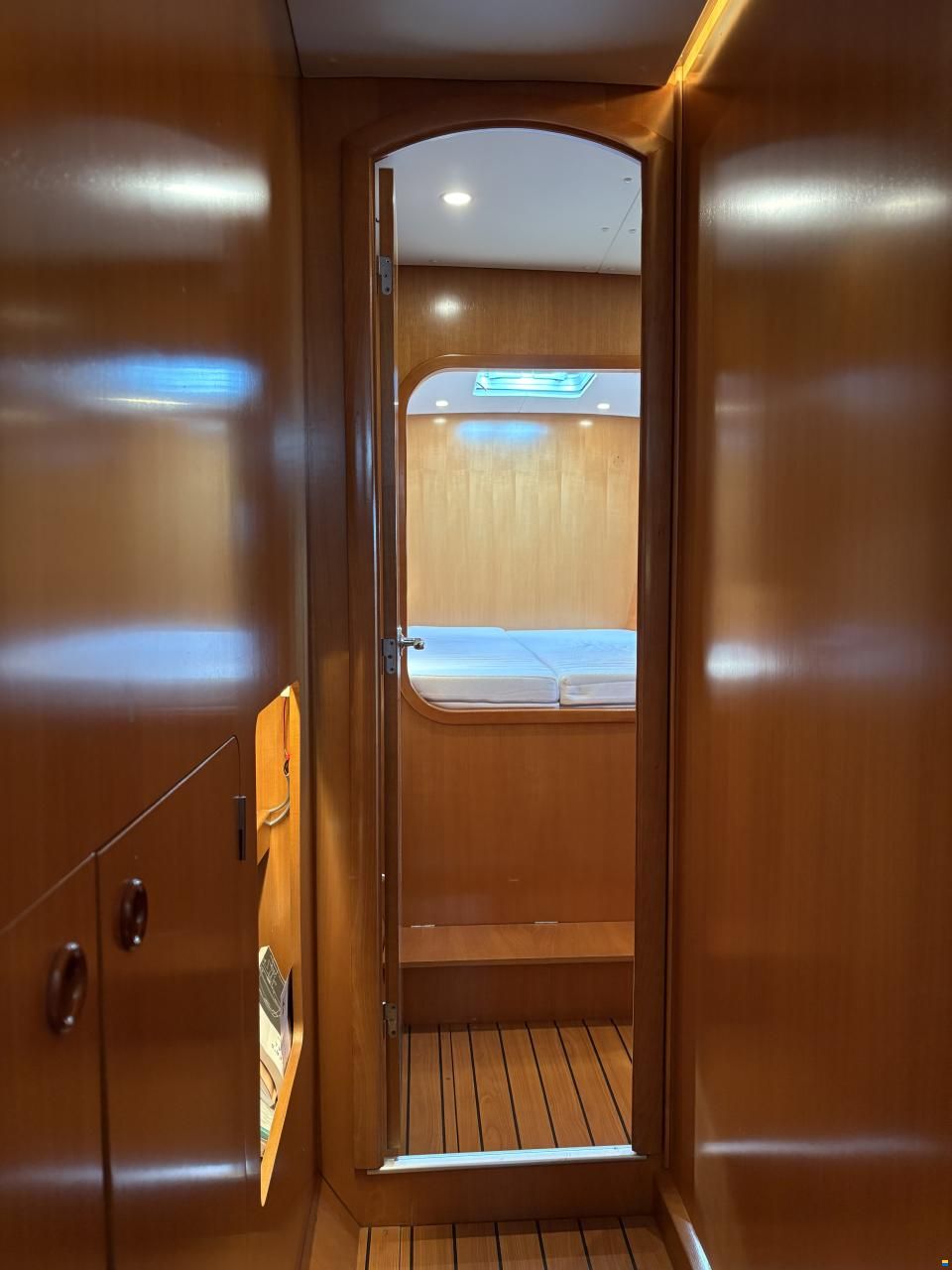 Lagoon 410