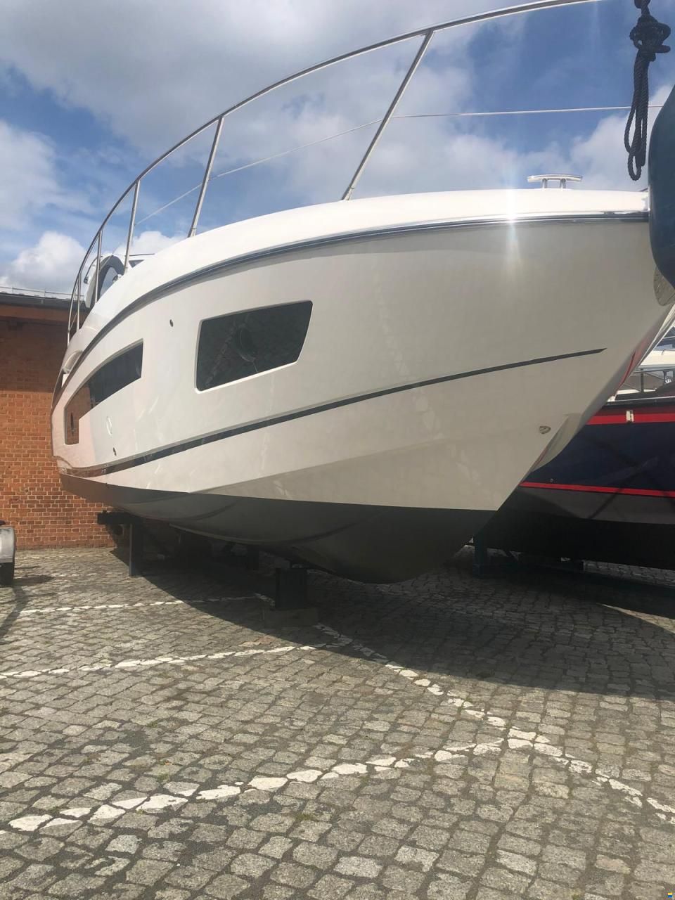Sunseeker Portofino 40