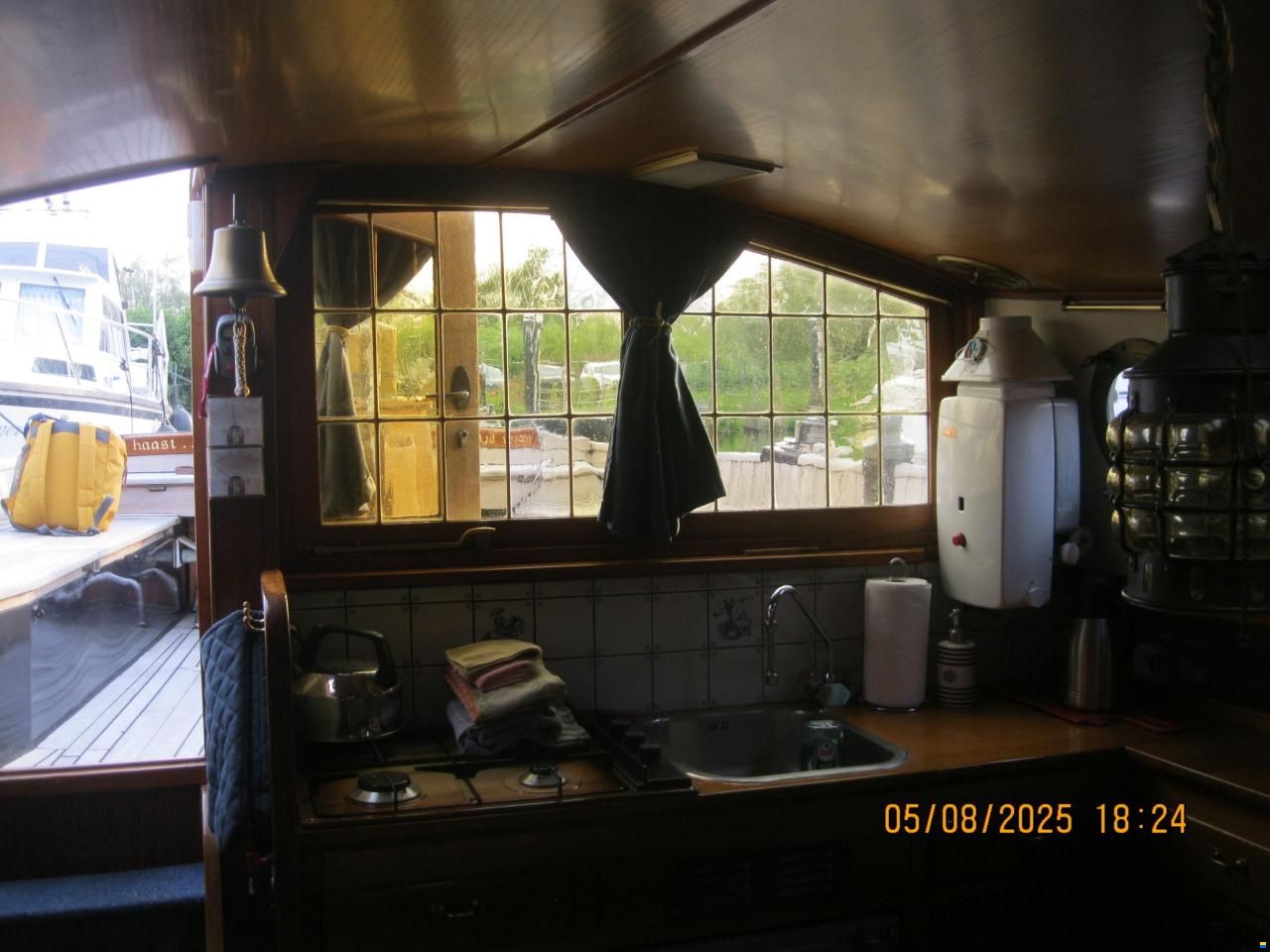 Zeeschouw Bezemer 10.38