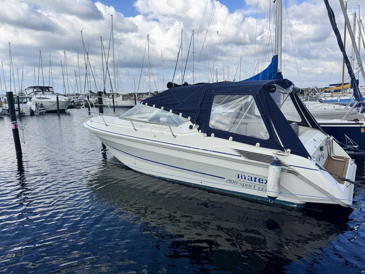 Marex 7100 Sport Cruiser