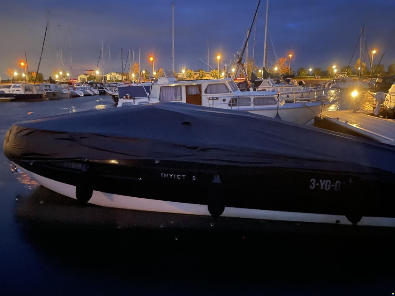 Invictus 280GT