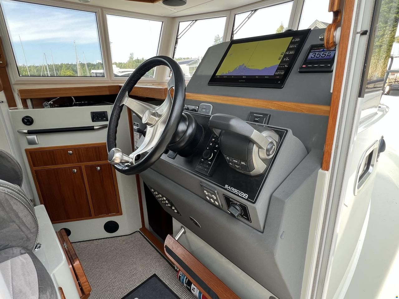Sargo 28 Explorer