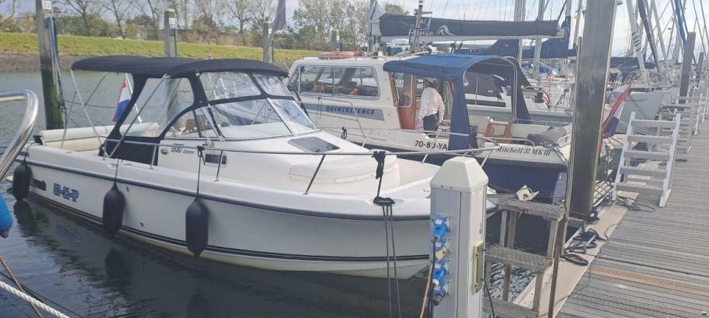 Shamrock 246 Adventure Kajuitboot