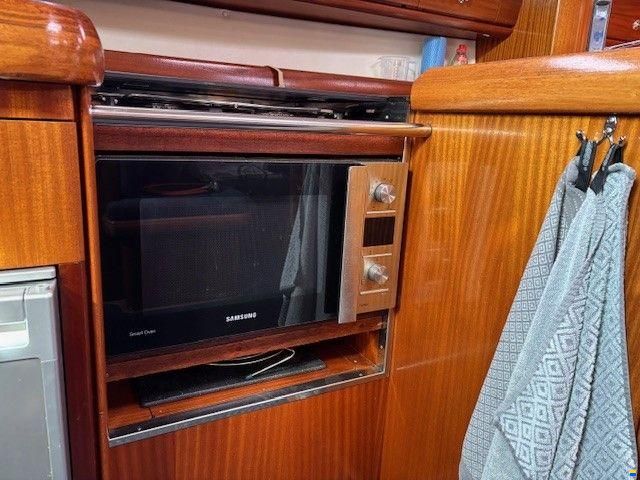 Bavaria 38-2