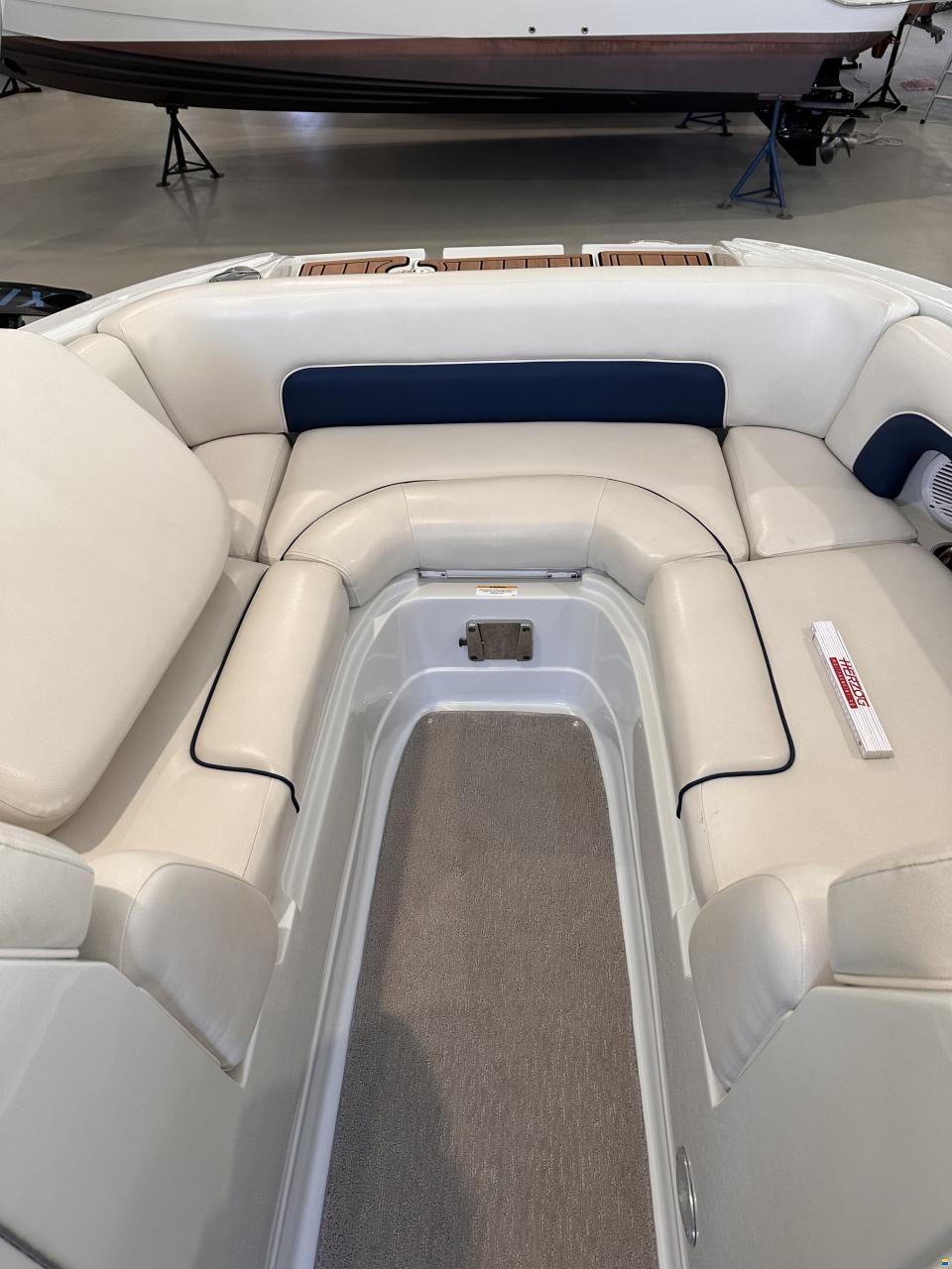 Crownline E2
