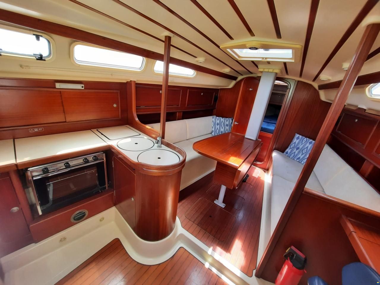 Dehler 35