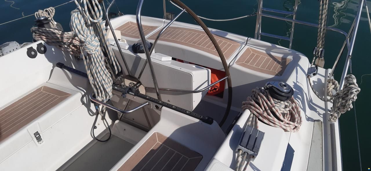Dehler 35