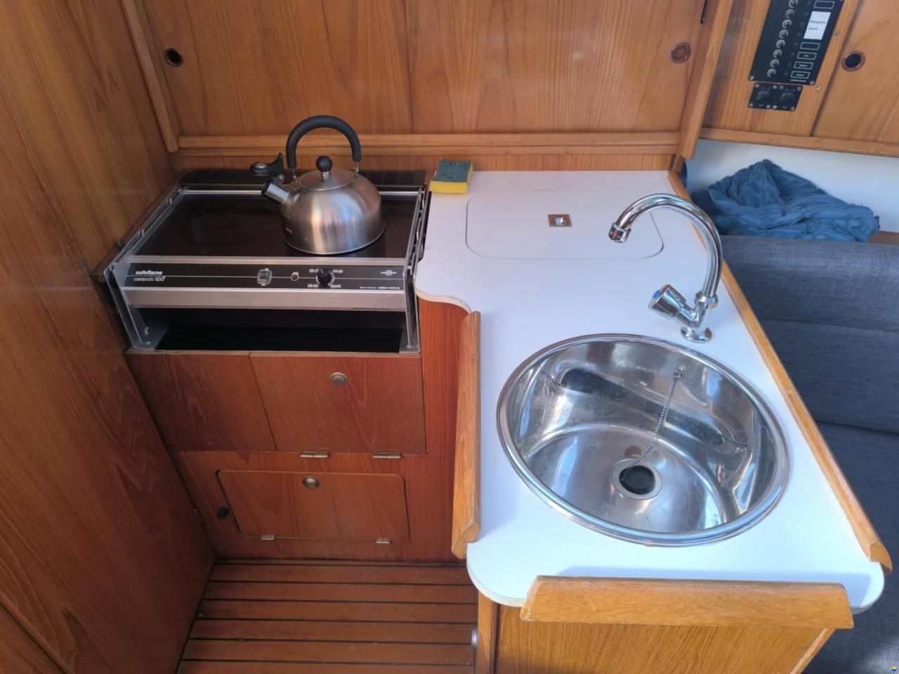 Jeanneau Sun Odyssey 28.1