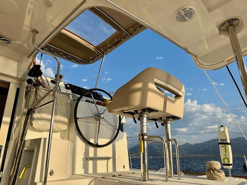 Lagoon 40