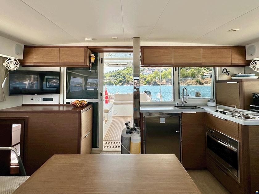 Lagoon 40