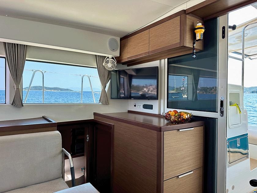 Lagoon 40