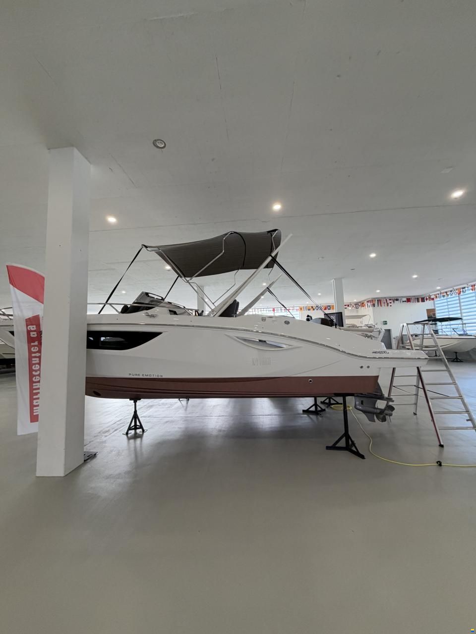 Sessa Key Largo 27 Inboard