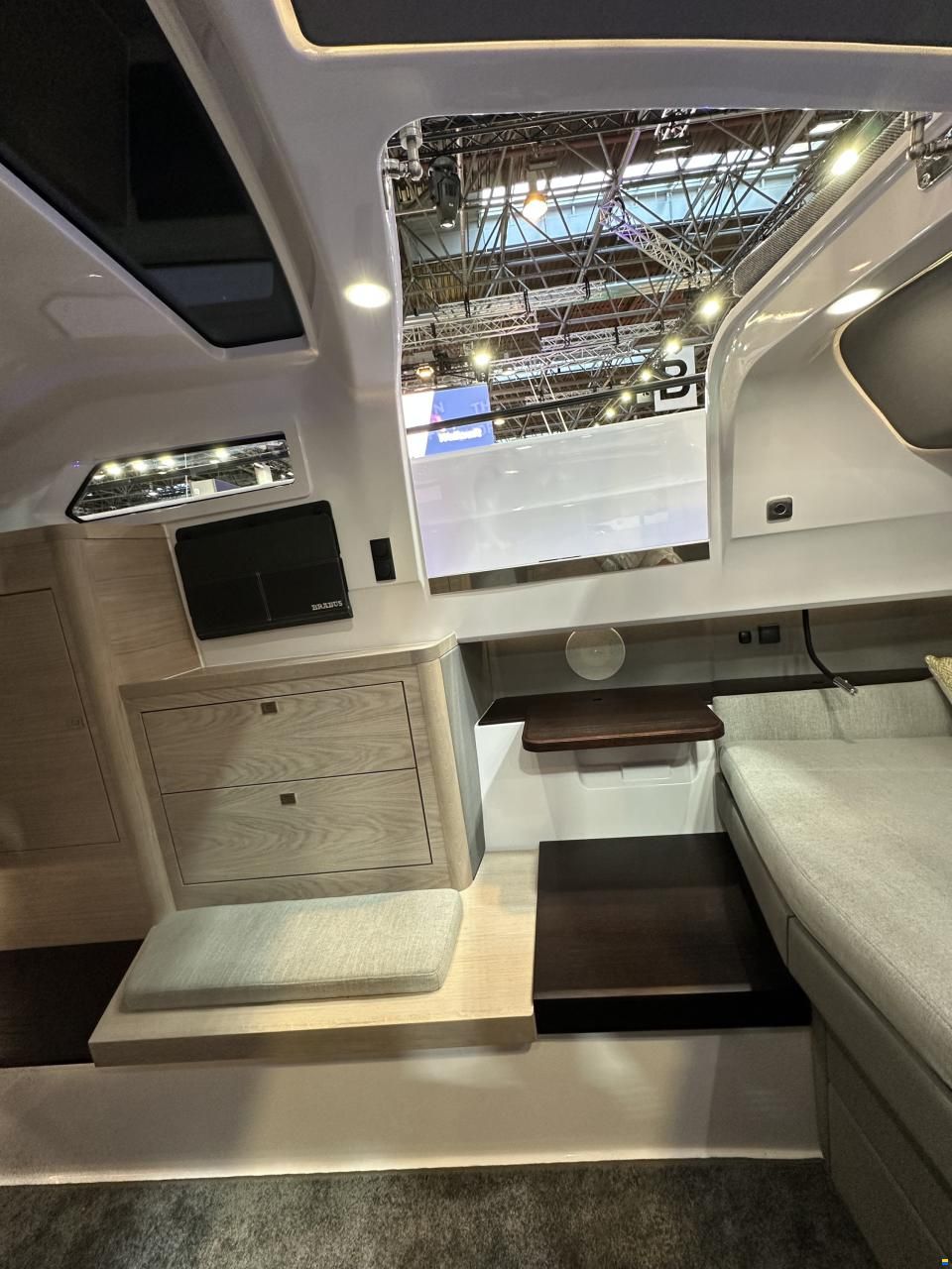 Axopar 45 Cross Cabin