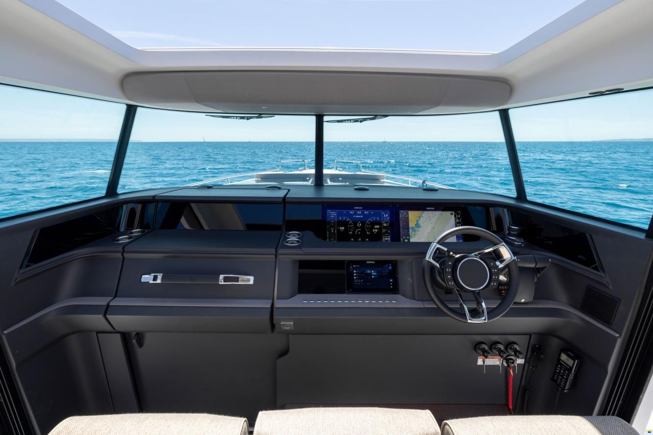 Axopar 45 Cross Cabin