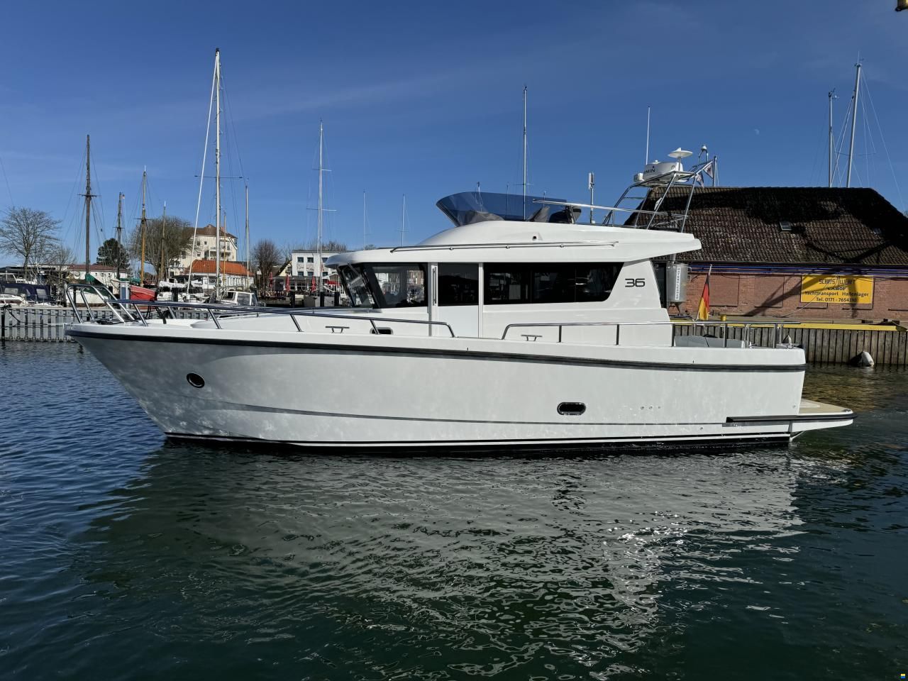 Sargo 36 Fly
