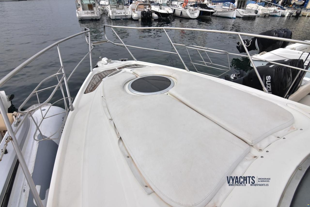 Cranchi Endurance 33