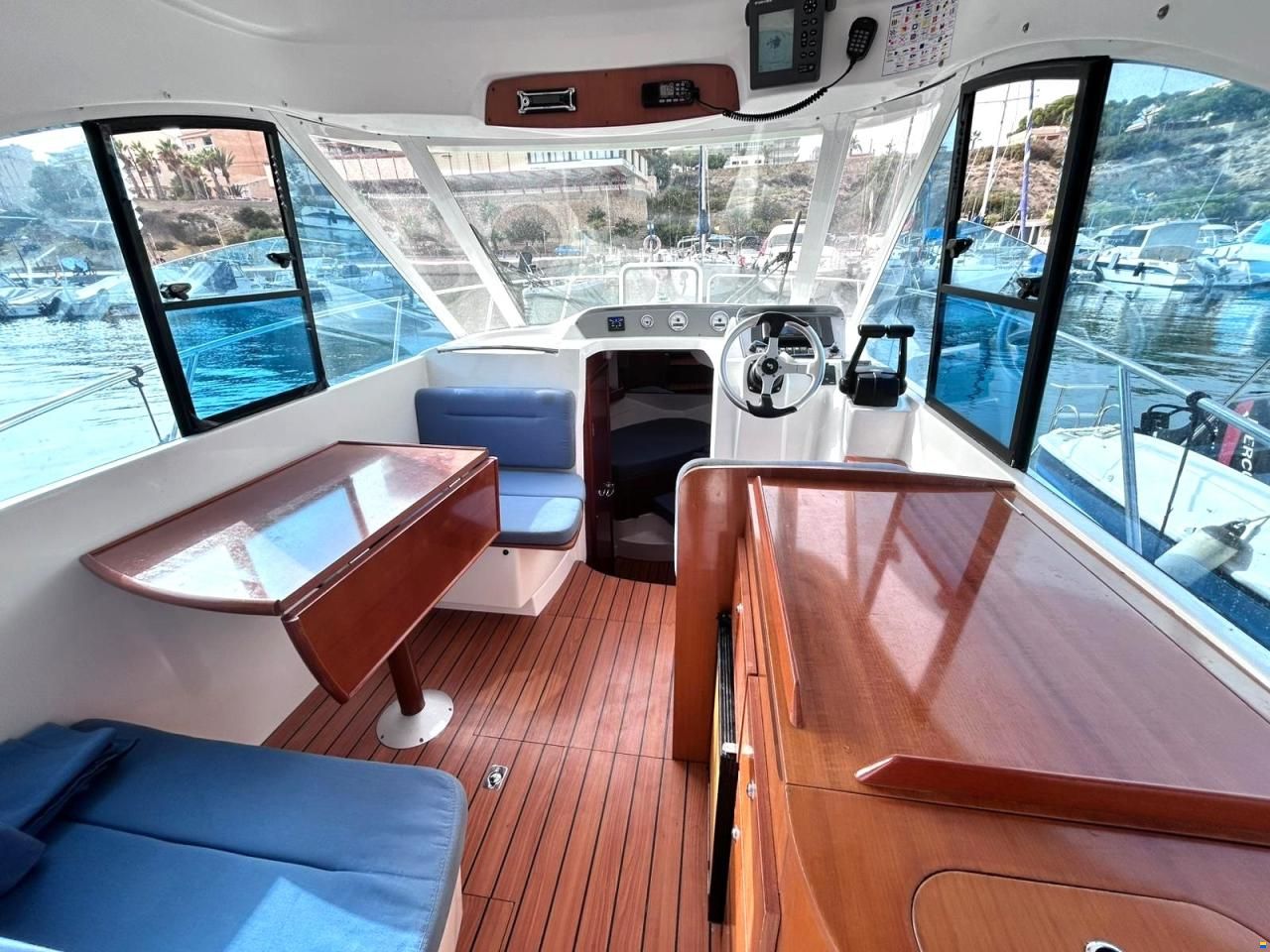 Beneteau Antares 8.8