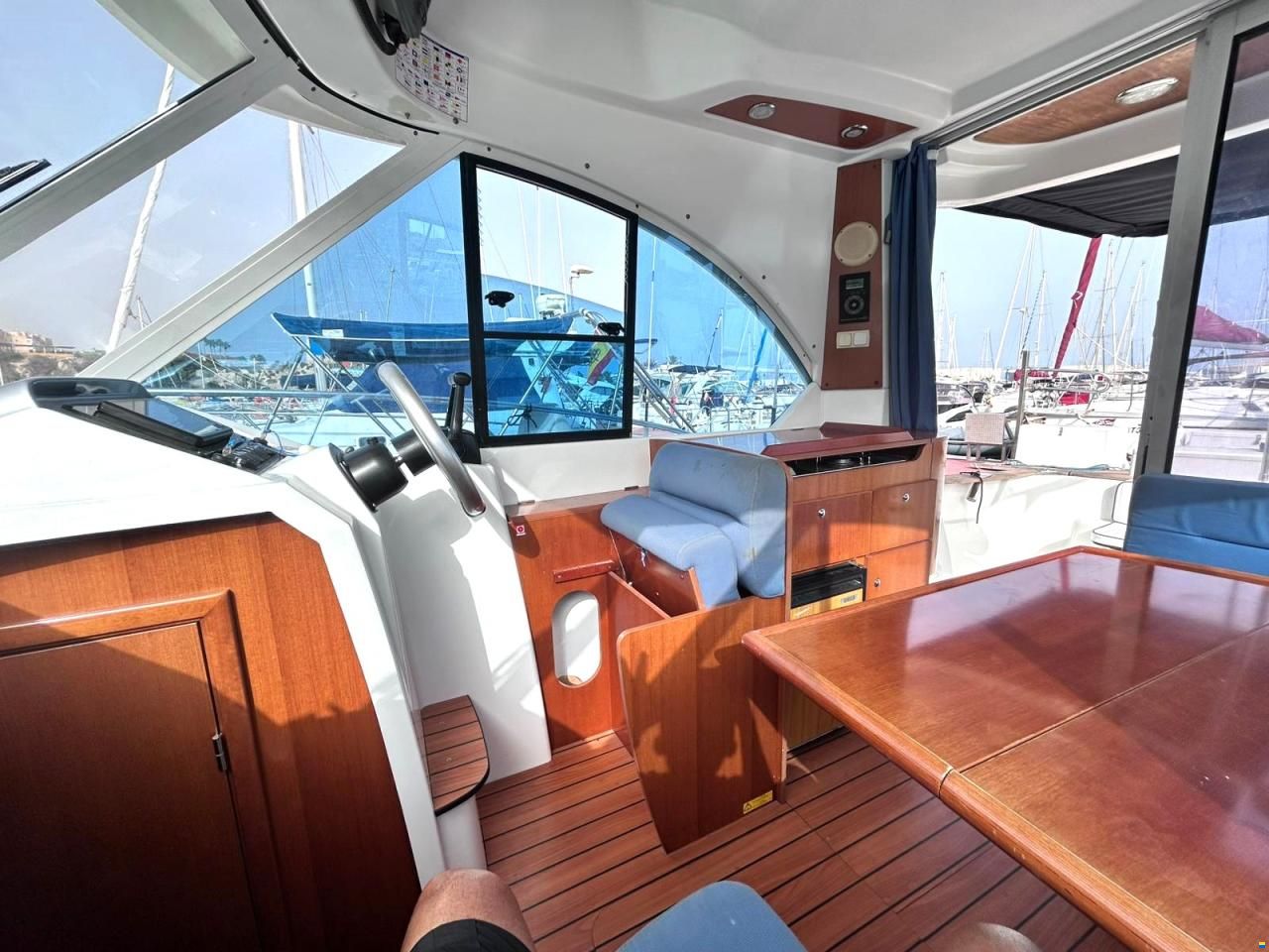 Beneteau Antares 8.8