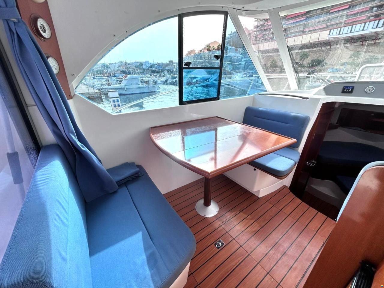 Beneteau Antares 8.8