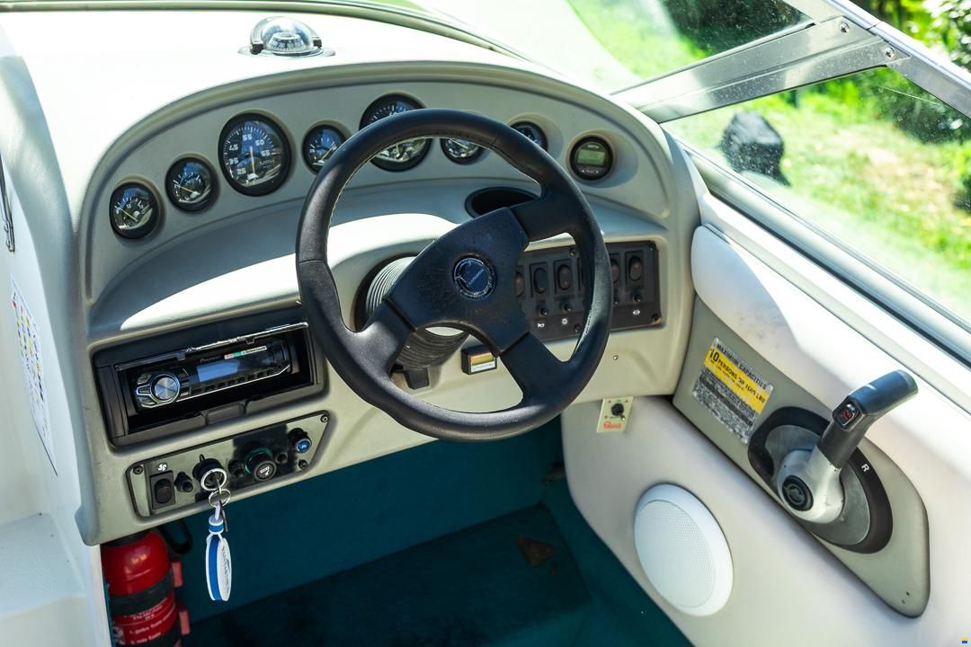 Chaparral 2135 SS Sport