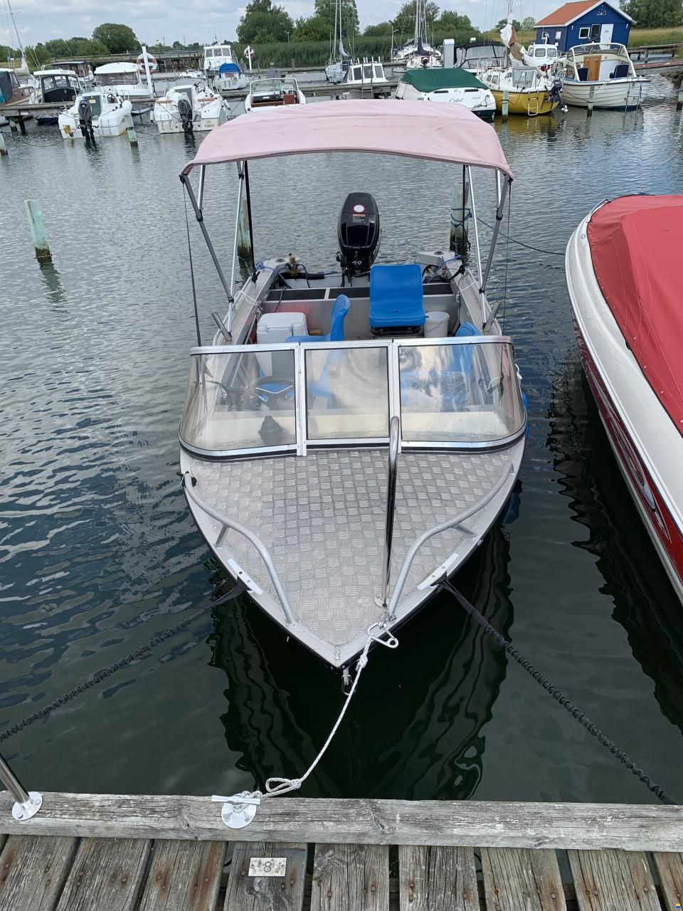 Discovery aluminium b&aring;d