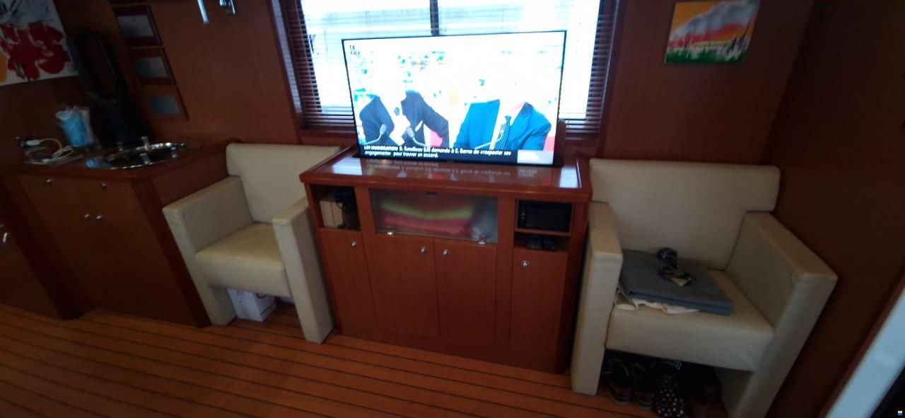 Beneteau Trawler 52