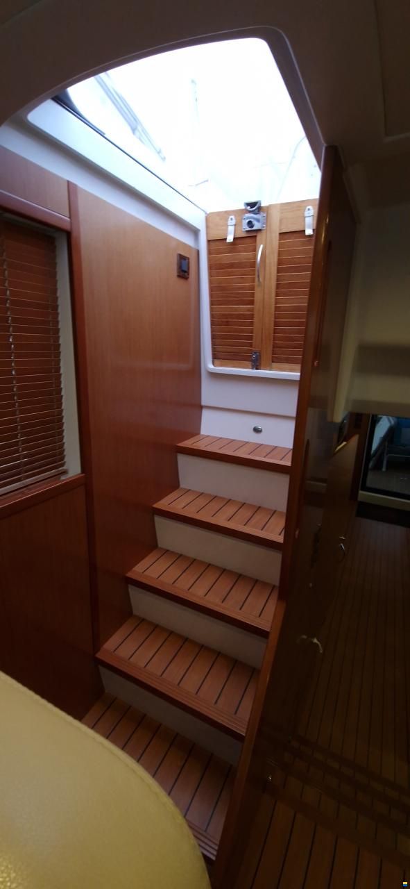 Beneteau Trawler 52