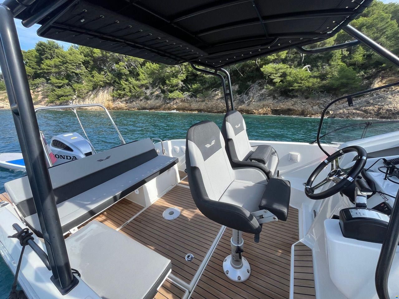 Beneteau Flyer 8 Sundeck