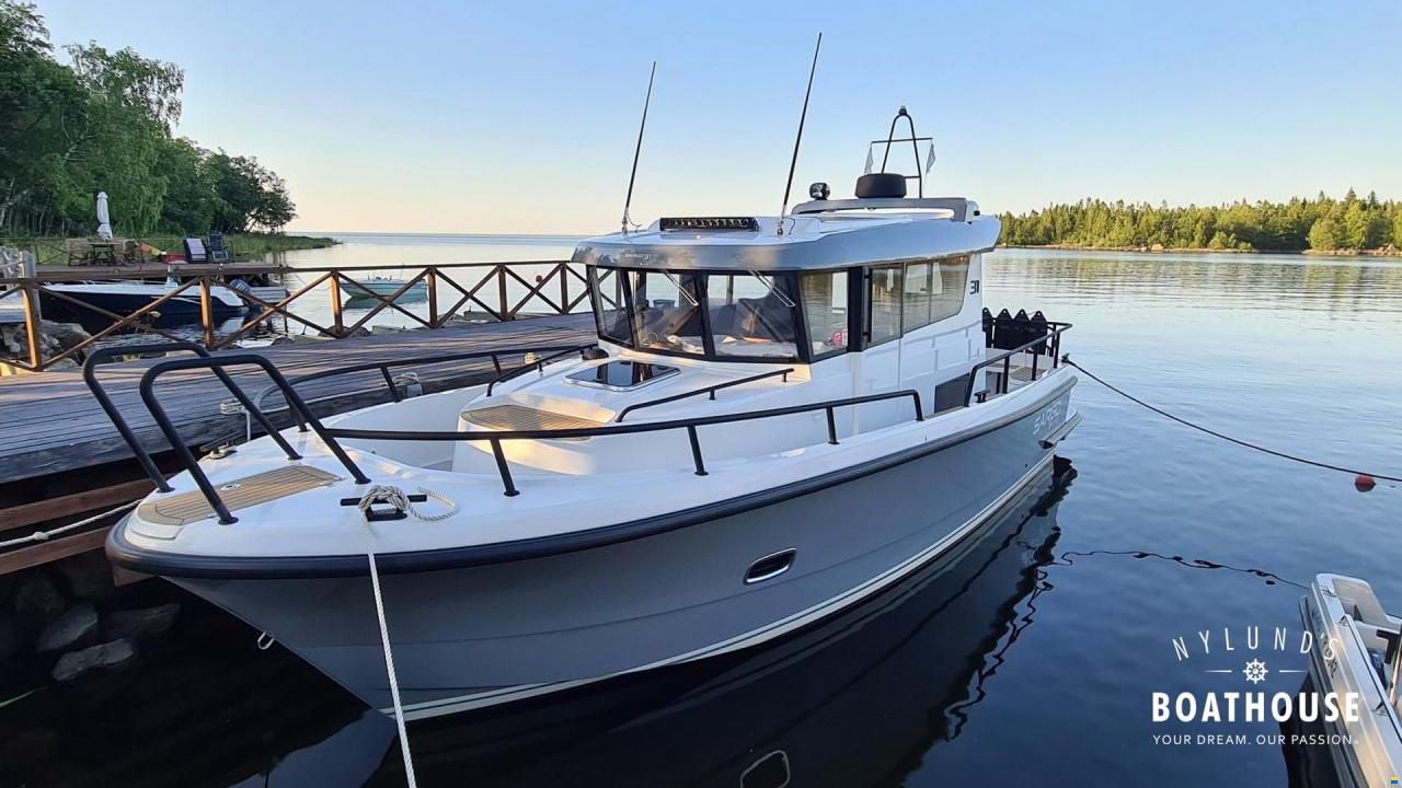 Sargo 31 Explorer