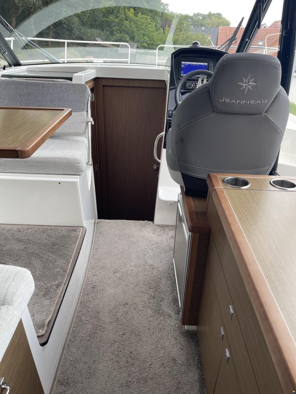 Jeanneau Merry Fisher 895