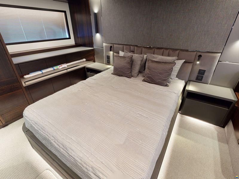 Sunseeker Manhattan 68