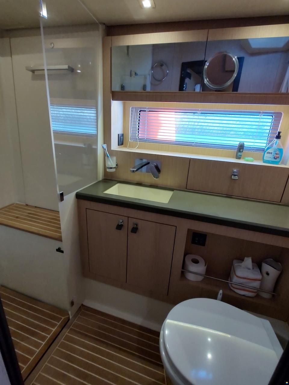 Beneteau OCEANIS YACHT 62