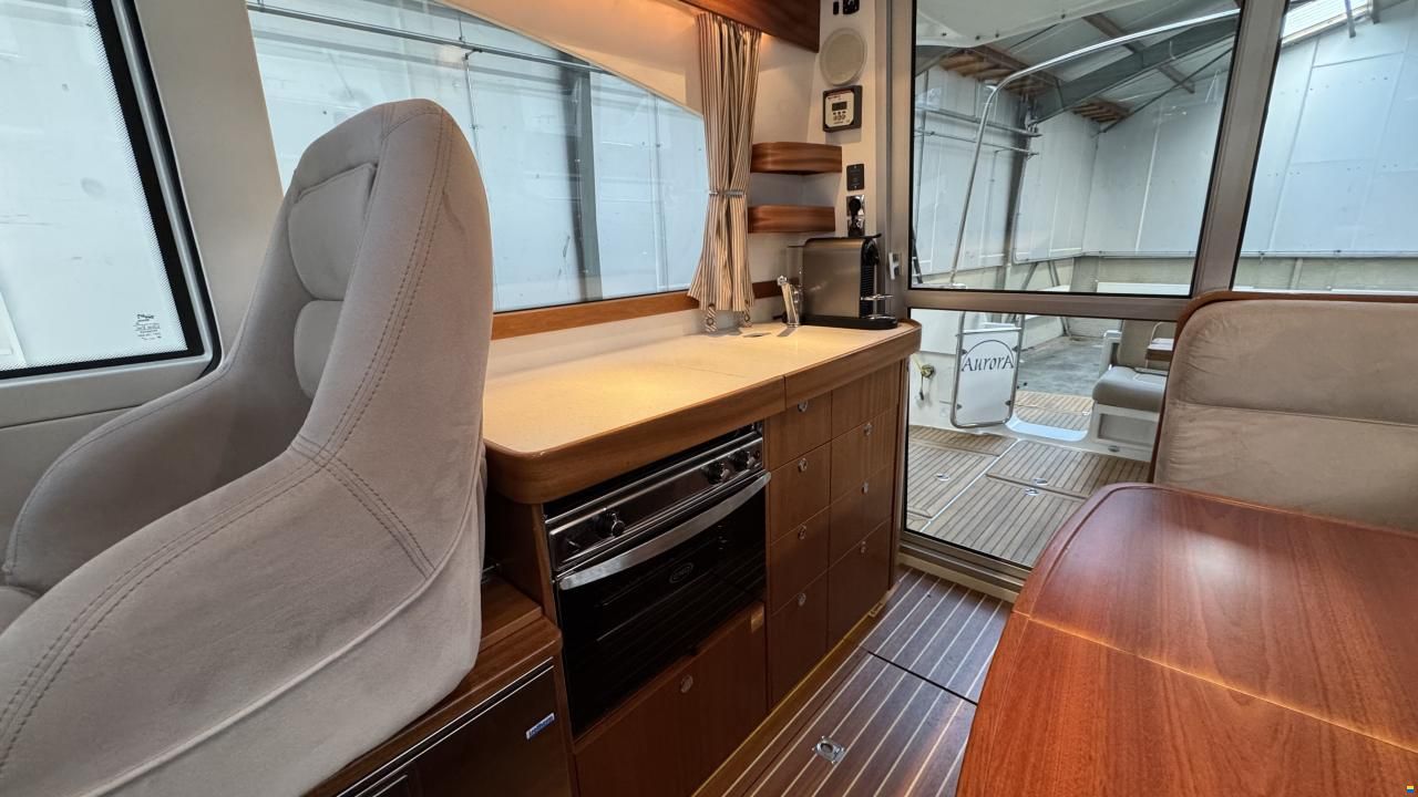 Nimbus 335 coupe
