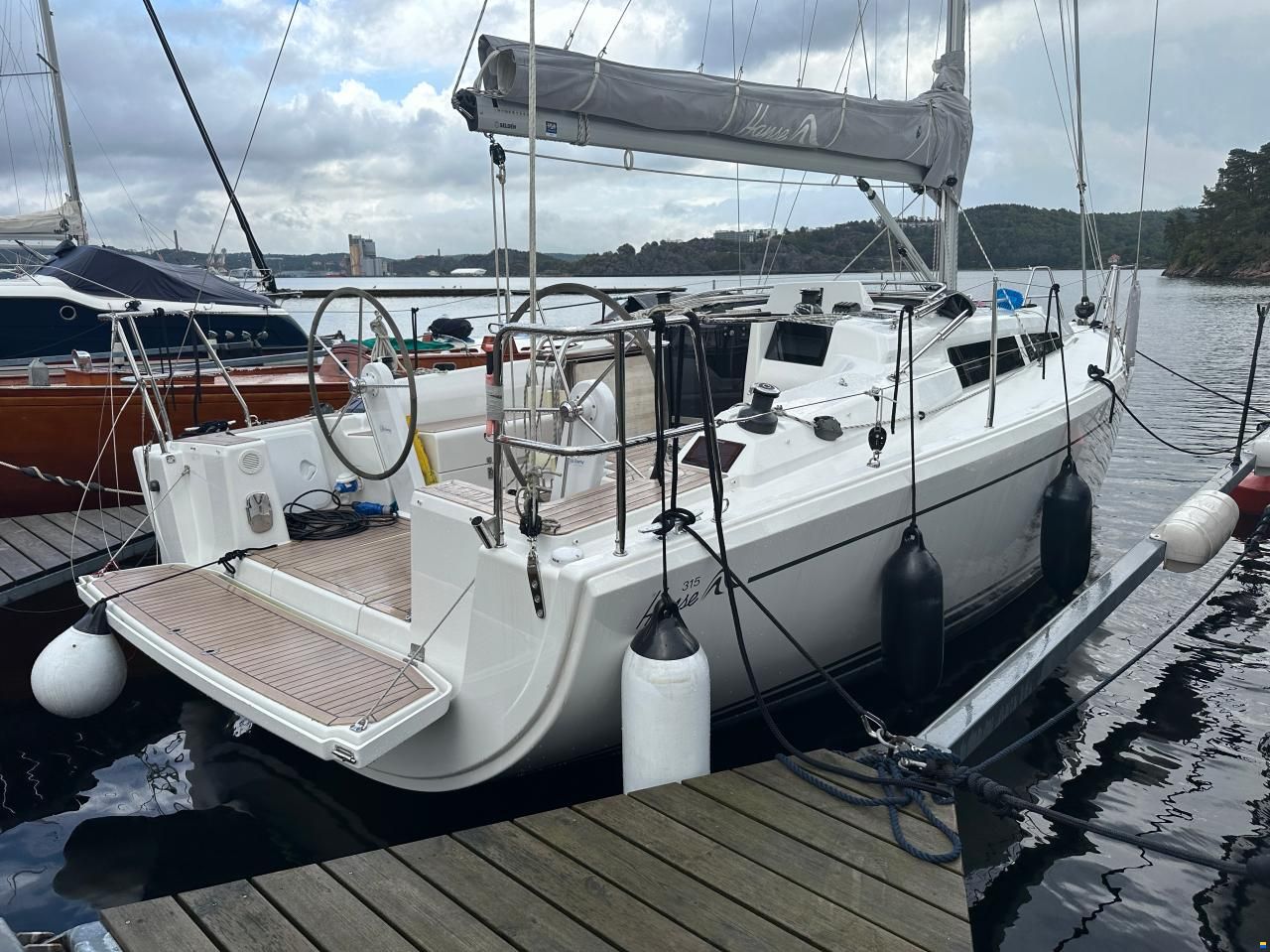 Hanse 315