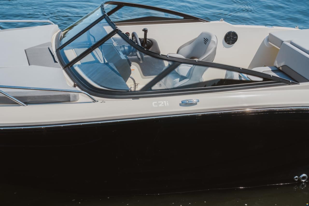 Bayliner C21i Cuddy IB Premiere
