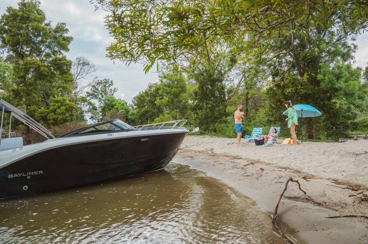 Bayliner C21i Cuddy IB Premiere