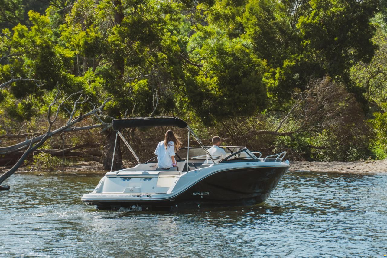 Bayliner C21i Cuddy IB Premiere