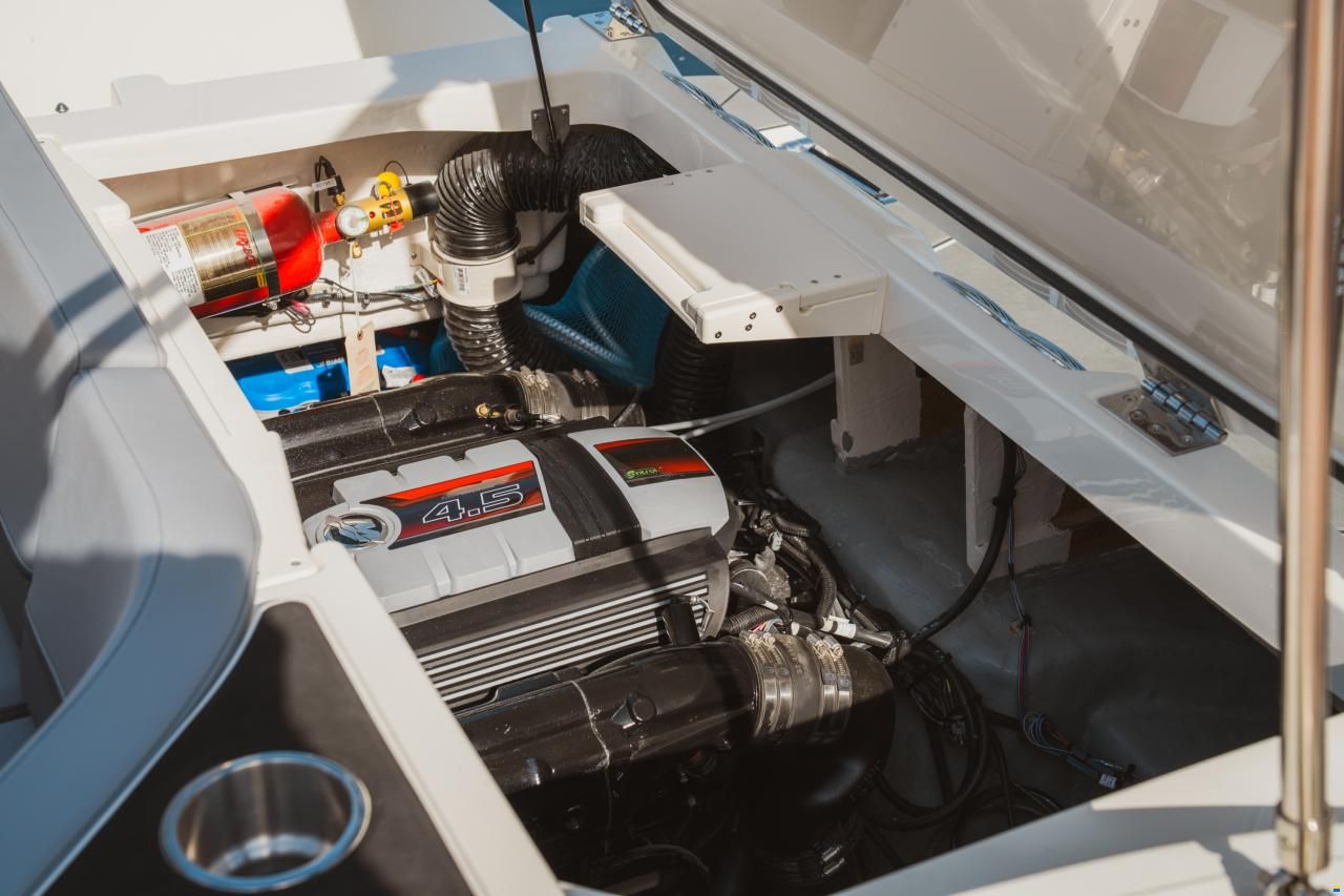 Bayliner C21i Cuddy IB Premiere