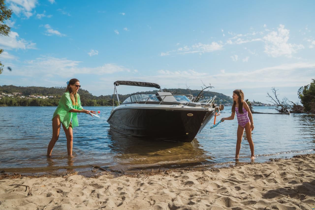 Bayliner C21i Cuddy IB Premiere