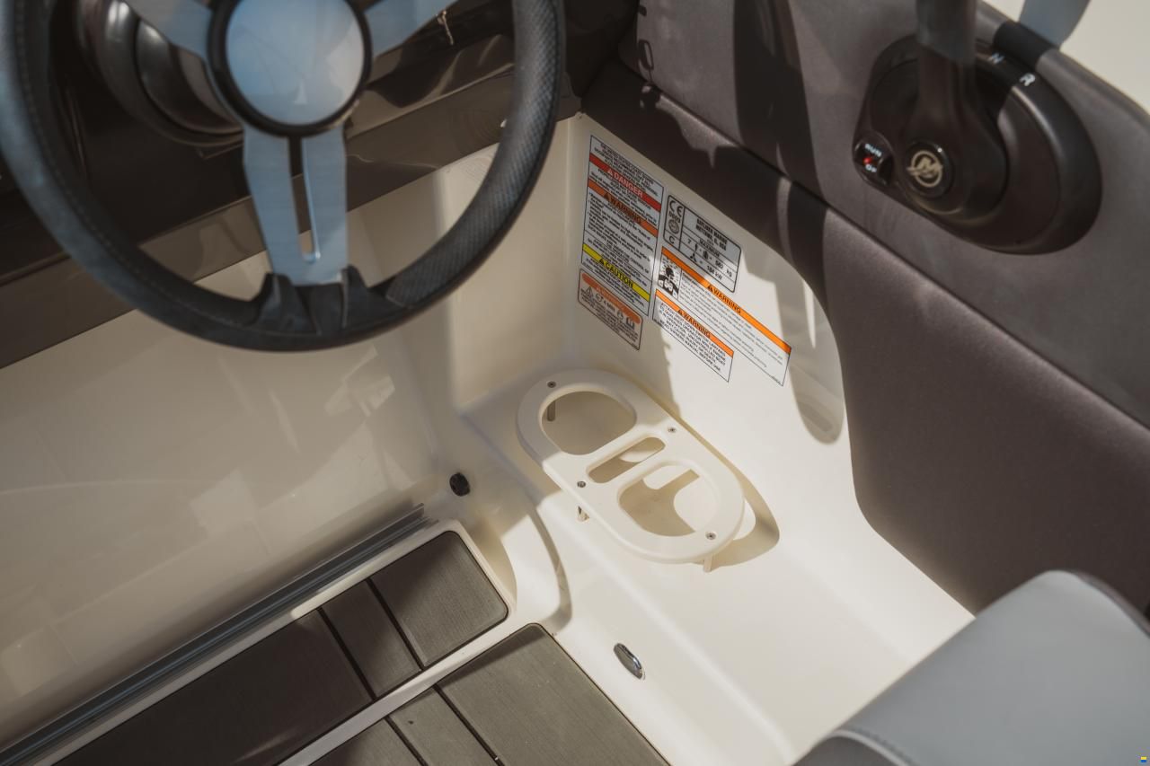 Bayliner C21i Cuddy IB Premiere