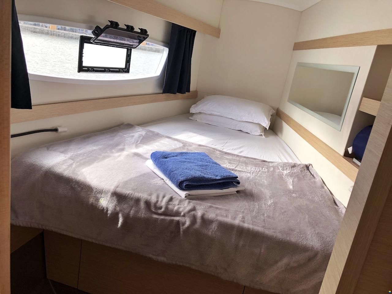 Fountaine Pajot LUCIA 40