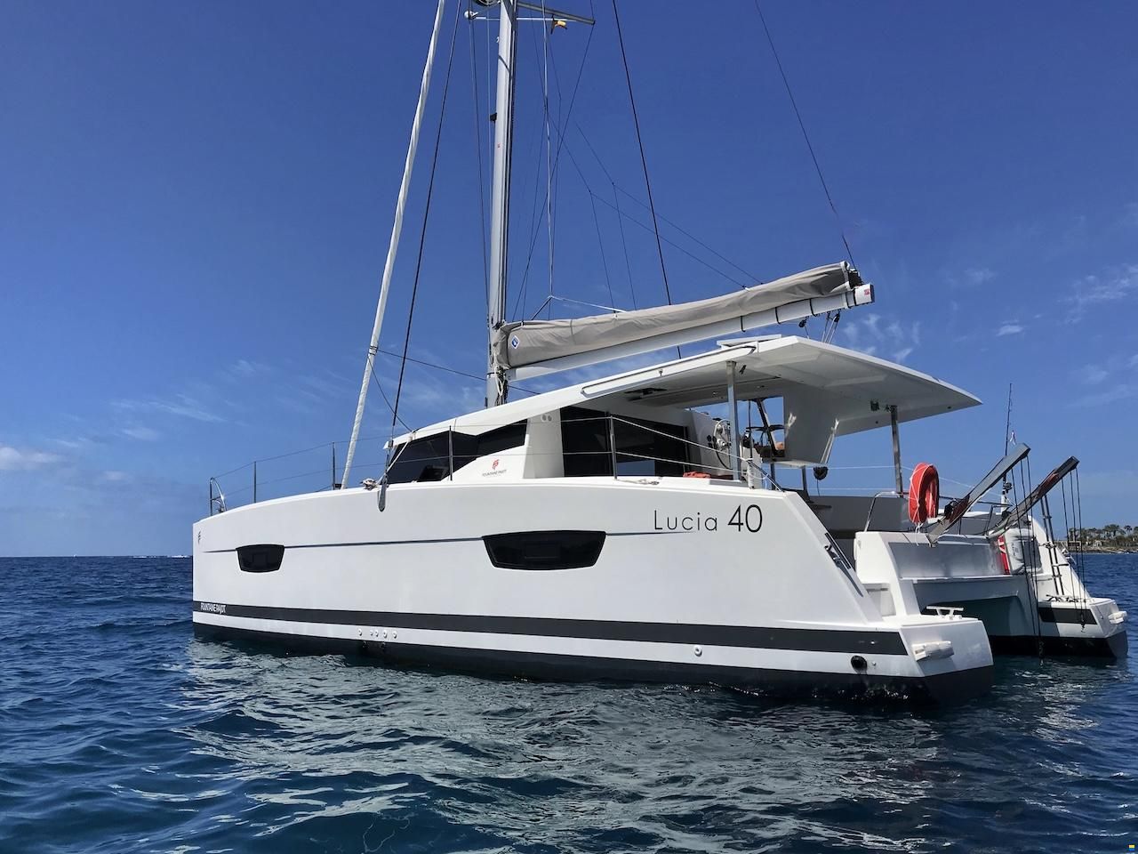 Fountaine Pajot LUCIA 40