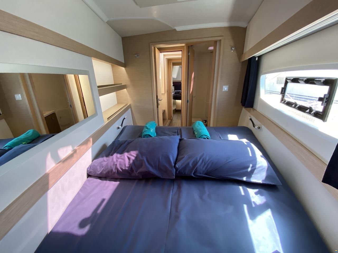 Fountaine Pajot LUCIA 40