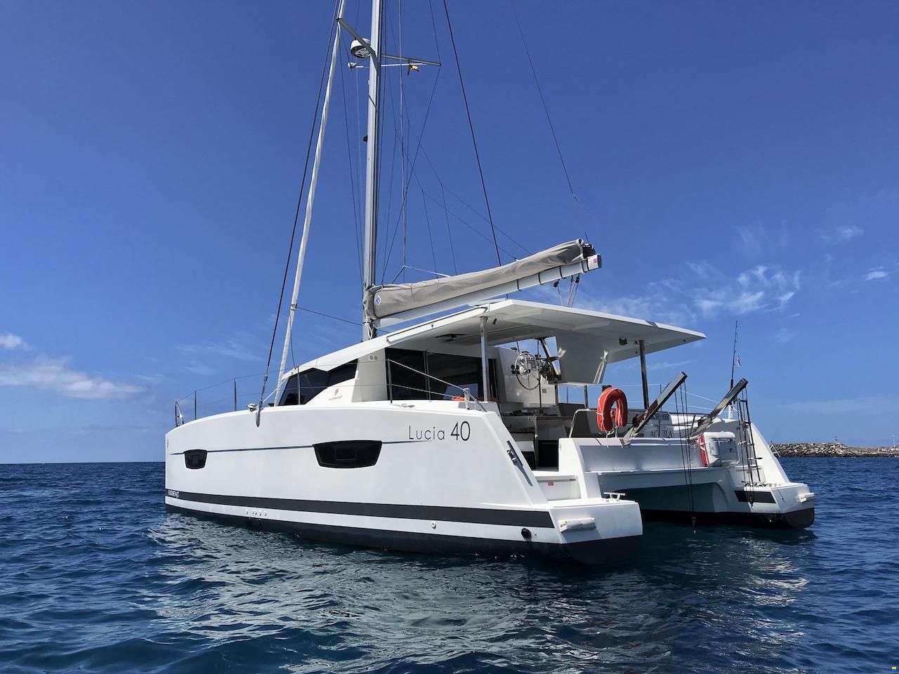 Fountaine Pajot LUCIA 40