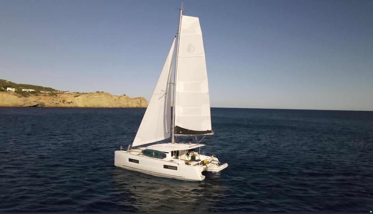 Lagoon 40
