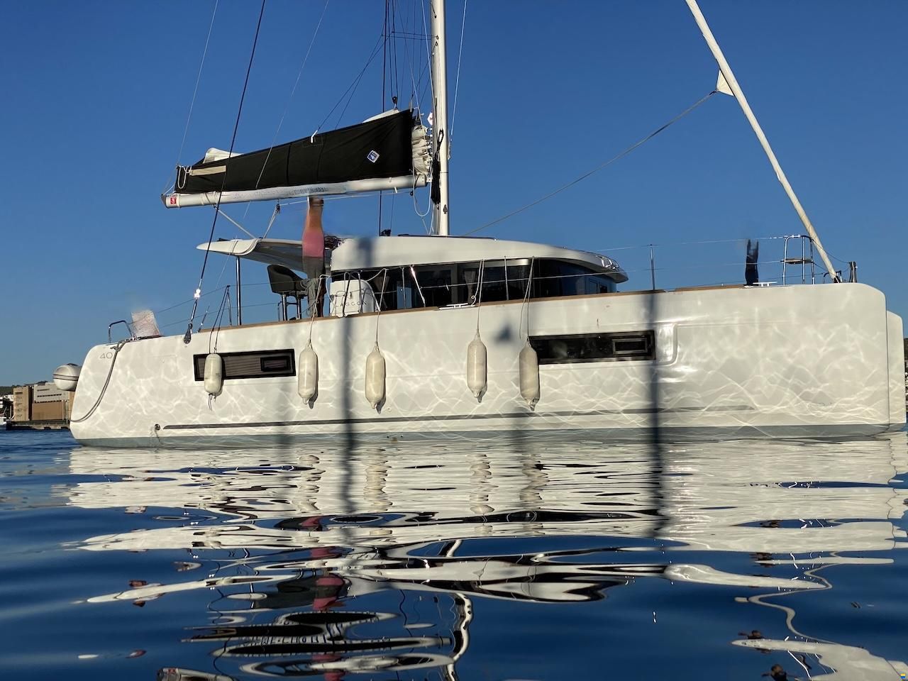 Lagoon 40
