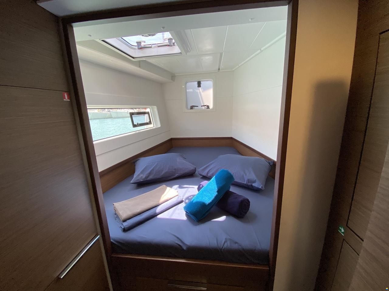 Lagoon 40