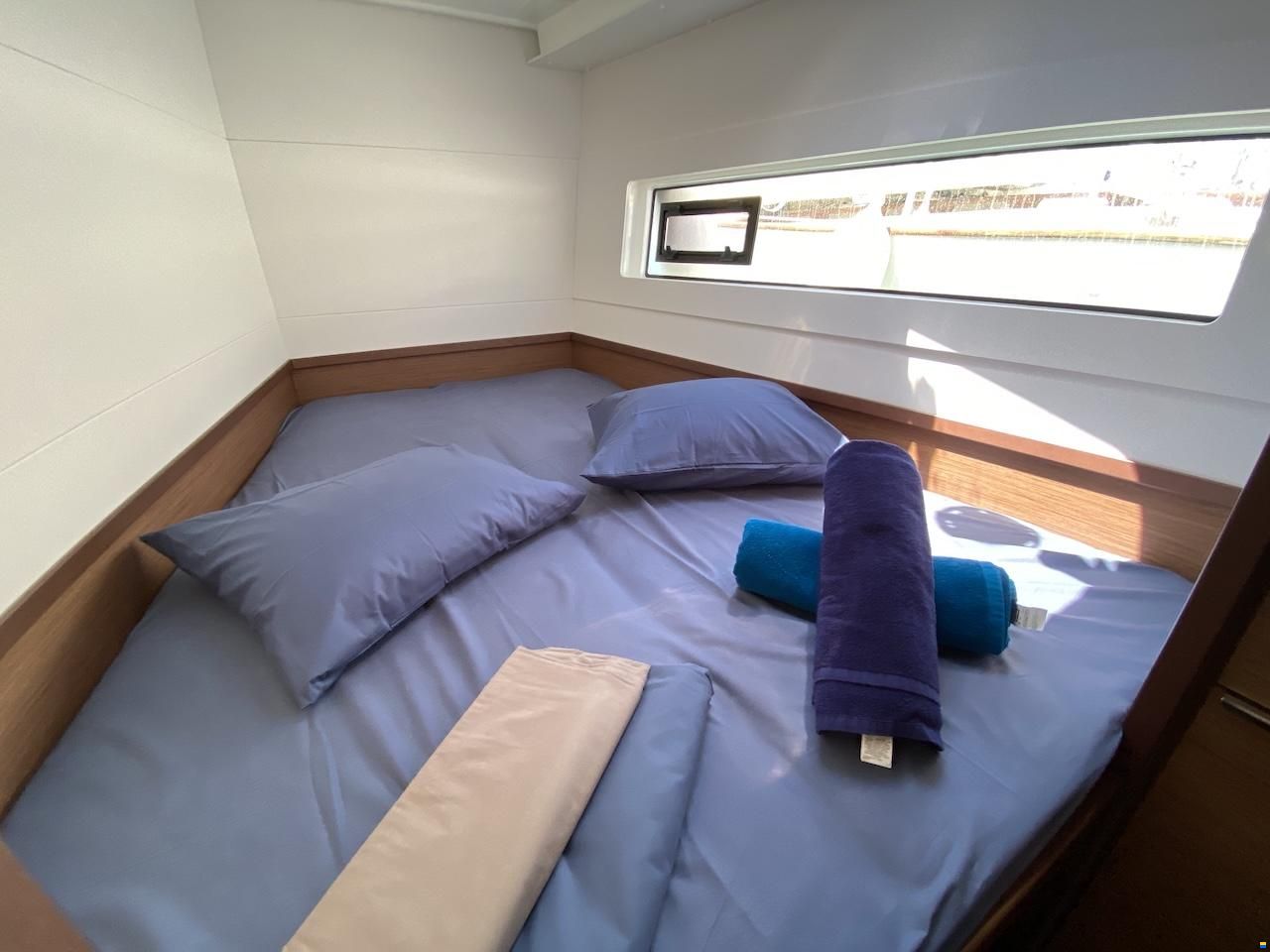 Lagoon 40
