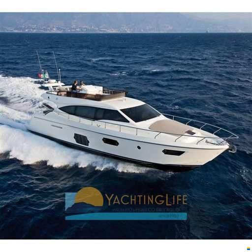 Ferretti 560